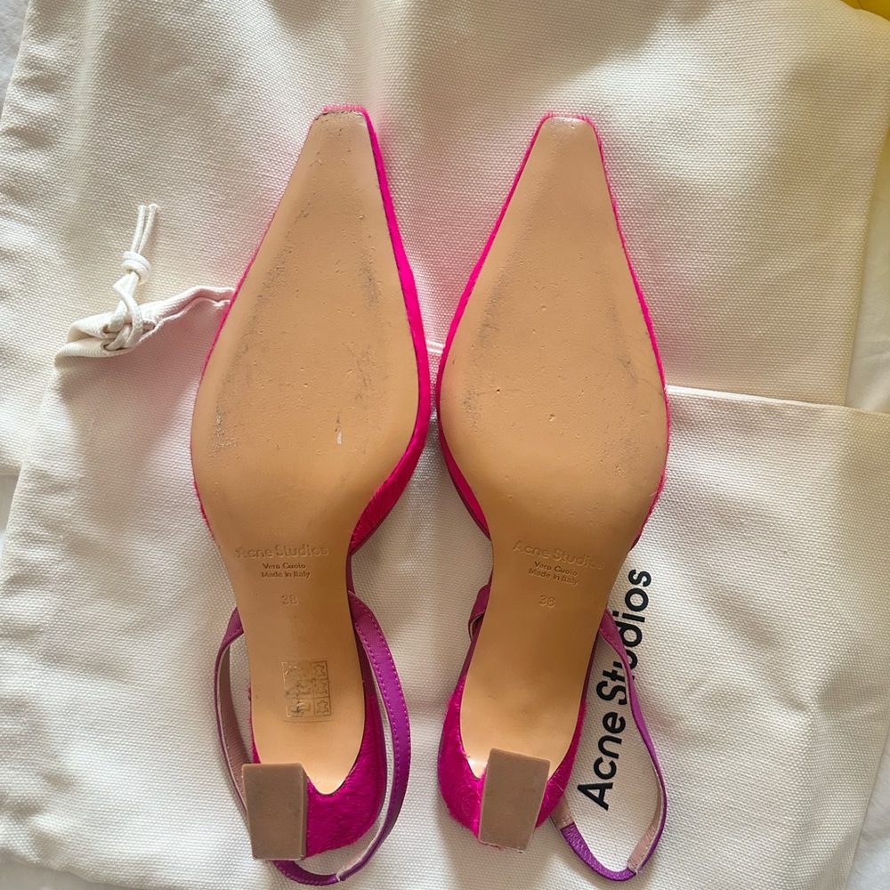 Acne Studios Fuchsia Slingback Heels. - Picture 9 of 9